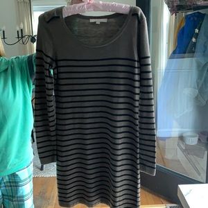 LOFT knit long sleeve light weight sweater dress